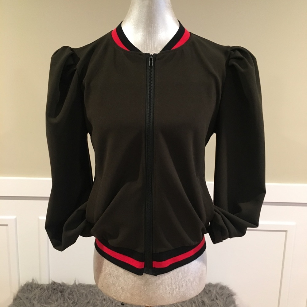 Puff sleeves Jacket (NWOT)